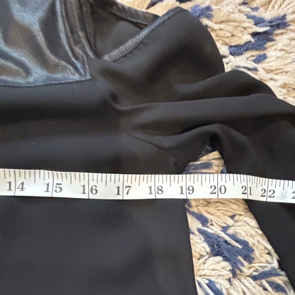 Women’s Ariella Black Long-Sleeve blouse - Faux Leather cold shoulder - medium - Picture 5 of 5